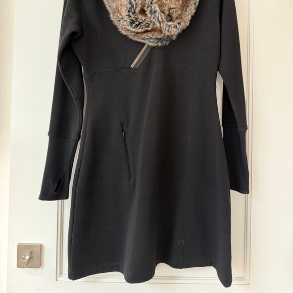 CLASSIC BLACK ATHLETA DRESS with REMOVABLE FAUX FUR TRIM, Size SP - Picture 2 of 5